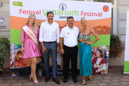 Alida Tomanič, Klemen Boštjančič, Janez Magyar, Jelka Verk